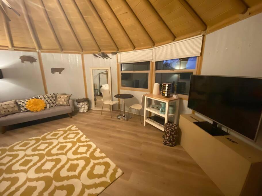 Glamping-Sky Dome Yurt-Tiny House-2 By Lavenders Field Villa Valley Center Kültér fotó